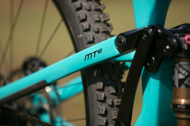 2025 yeti mte seat stay.jpg