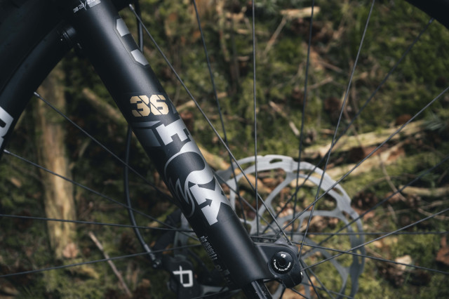 2025 yt industries decoy 29 sn fork.jpg