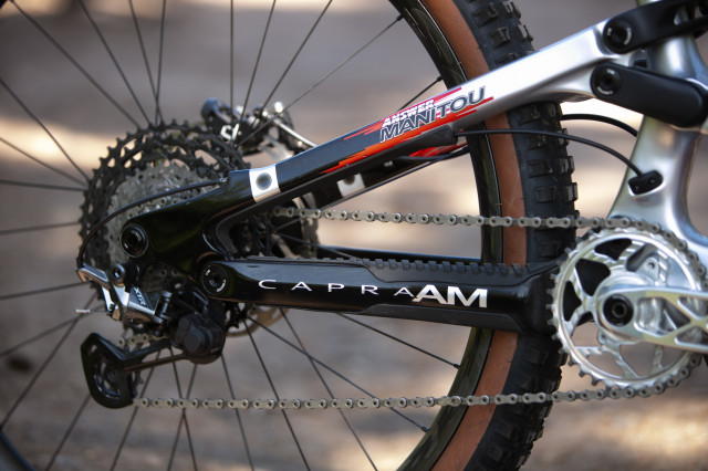 2025 yt manitou rear.jpg