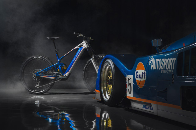 2026 mondraker crafty gulf hero 1.jpg