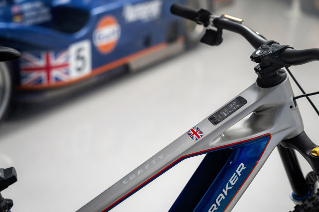 2026 mondraker crafty gulf top tube.jpg