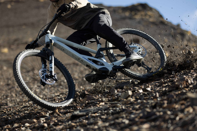 2026 orbea rallon hero.jpg