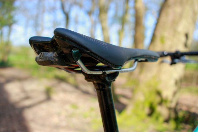 2032 Merida Big.Trail 700-saddle