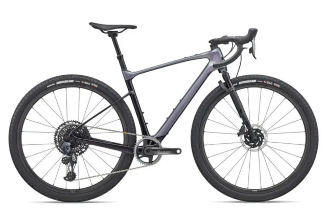 2023 Giant Revolt X gravel bike advanced pro 0 leaked