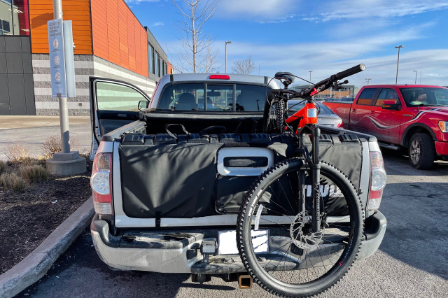 mtb on pick up truck