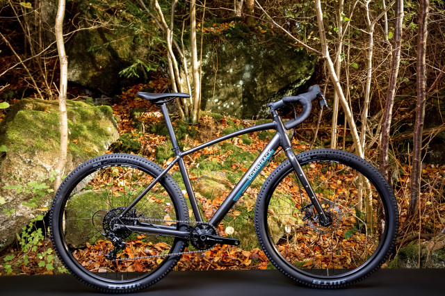 2023 bombtrack Beyond AL gravel bike