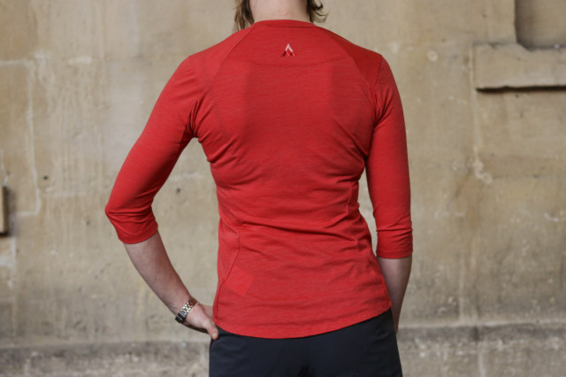 7Mesh Inc Desperado Henley Womens Baselayer-5.jpg