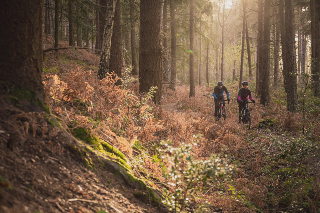 Altura Compo Sept 2022 gravel lifestyle1.jpg