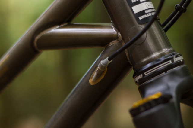 BTR Fabrications Pinner Detail cable routing.jpg