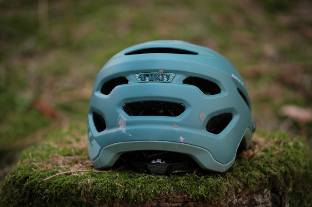 Bell 4Forty Helmet-3.jpg