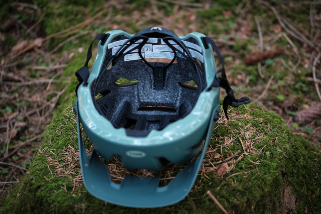 Bell 4Forty Helmet-4.jpg