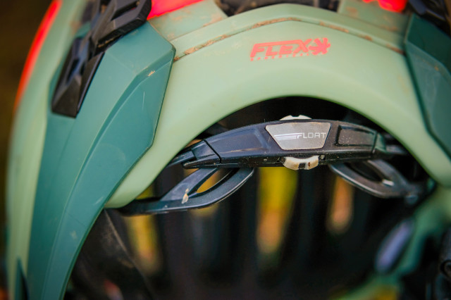 Bell Super Air R MIPS helmet-11.jpg