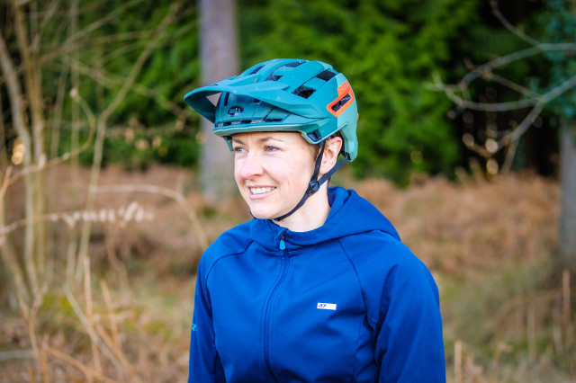 Bell Super Air R MIPS helmet-2.jpg