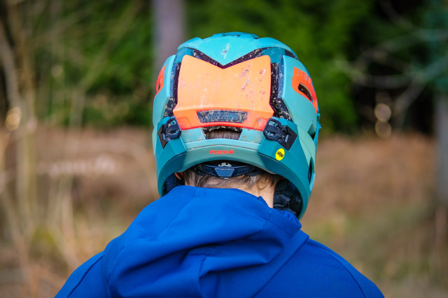 Bell Super Air R MIPS helmet-6.jpg