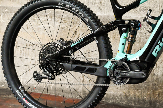 Bianchi-T-Tronik-Performer-9-1-firstlook-review-100.jpg