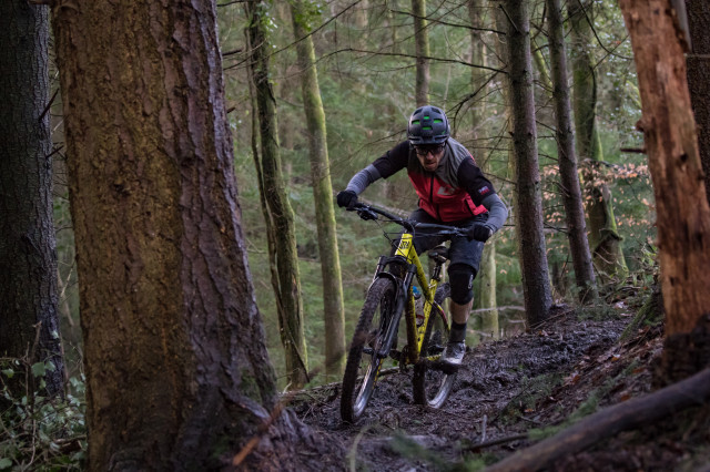 Bird Cycleworks Zero AM Boost hardtail Riding-14.jpg