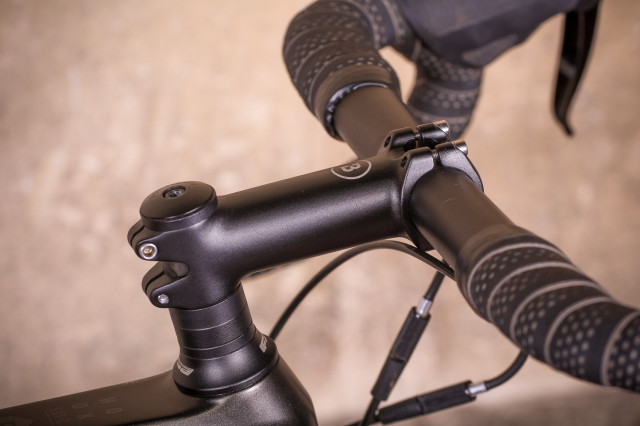 Bombtrack Hook EXT-C - stem.jpg