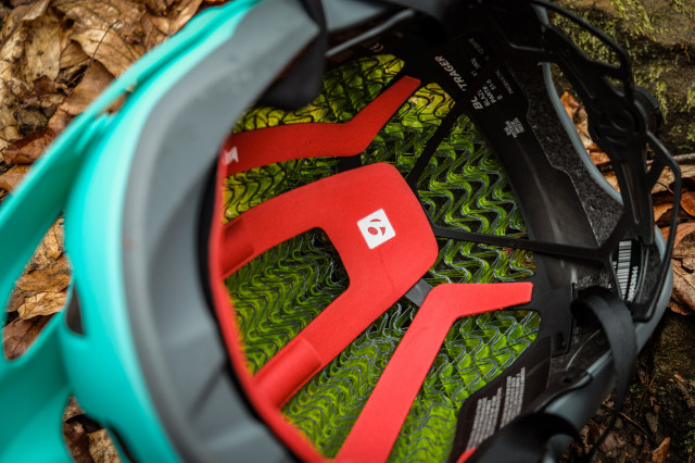 Bontrager Blaze Wave Cell Helmet-15.jpg