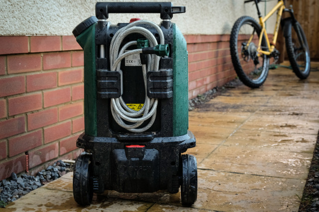 Bosch Fontus Cordless Washer-6.jpg