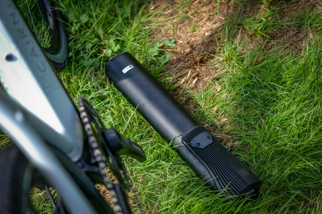 Cairn Cycles E-Adventure V2 700C Battery-39.jpg