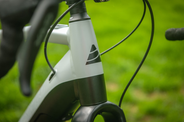 Cairn Cycles E-Adventure V2 700C Detail-14.jpg
