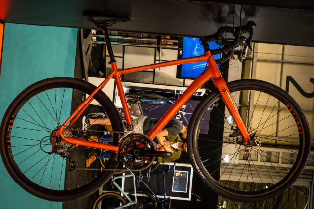Calibre Dark Peak-1.jpg