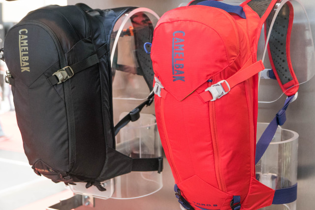 Camelbak-2018-Chase-gravel-Kudu-100.jpg