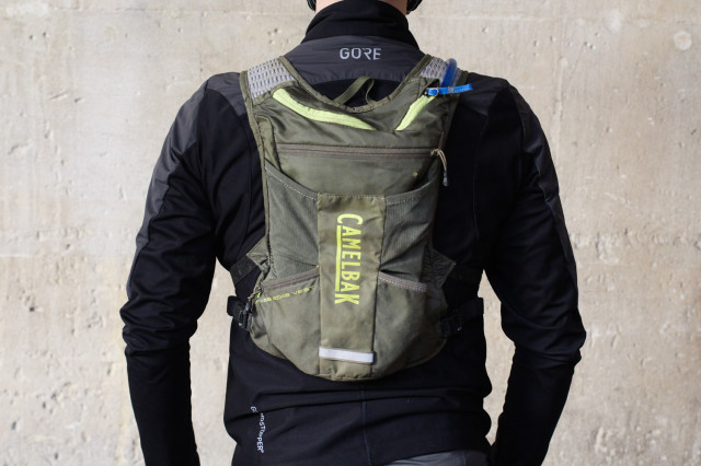 Camelbak-Chase-bike-vest-review-103.jpg