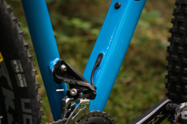 Canyon Grand Canyon AL SL internal routing-27.jpg