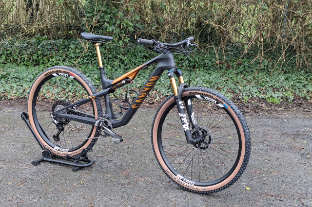 Canyon_Lux_Trail_CFR_Hero.jpg