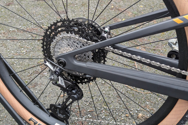 Canyon_Lux_Trail_CFR_drivetrain.jpg