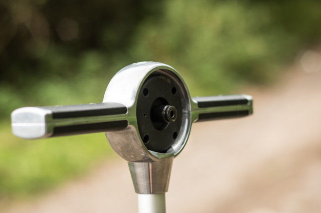 Crankbrothers Klic Digital Floor Pump and Burst Tank-14.jpg
