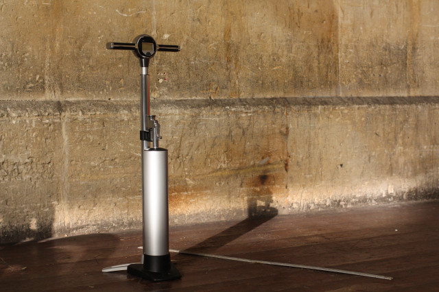Crankbrothers Klic Pump and Burst Tank-12.jpg