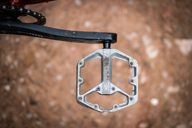 Crankbrothers Stamp 2 flat pedals small-5.jpg