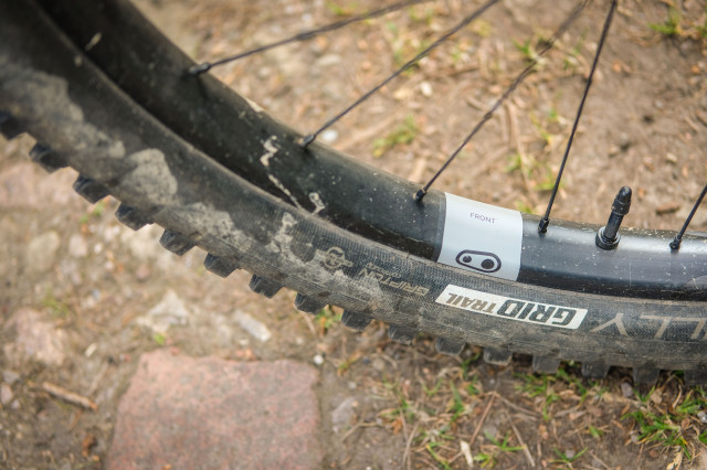 Crankbrothers Synthesis 27.5 alloy wheels-2.jpg