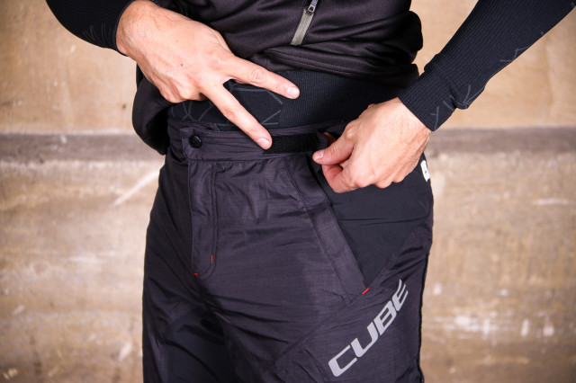 Cube-Blackline-Rain-Pants-review-105.jpg