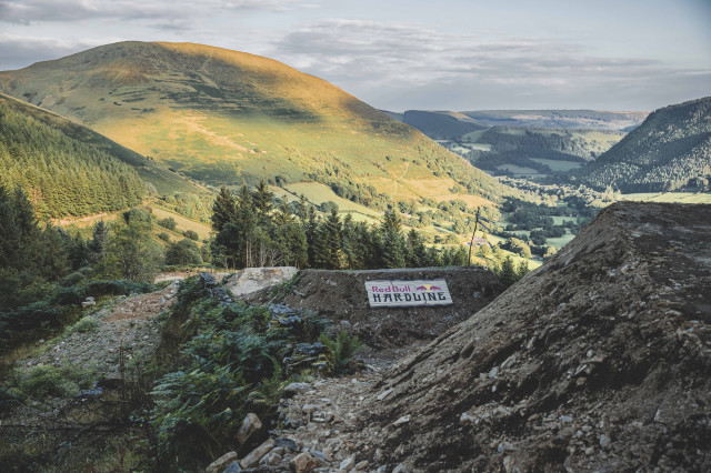 RedBull_Hardline_2022- NewFeatures