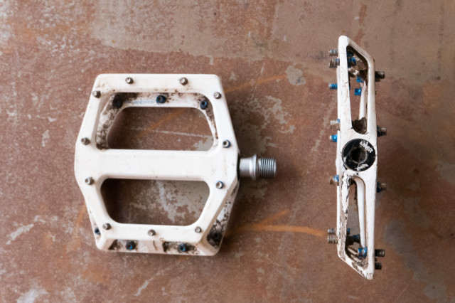 DMR-Vault-flat-pedal-review-101.jpg