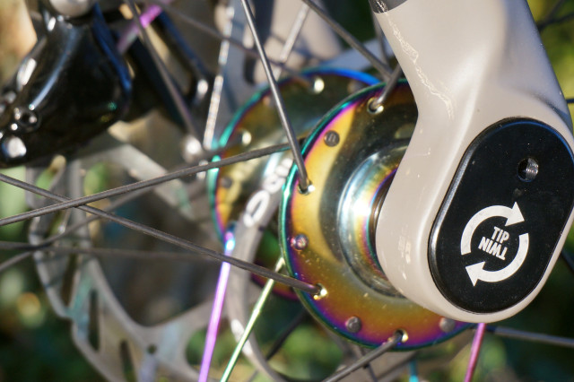 Rondo Ruut AL detail flip chip
