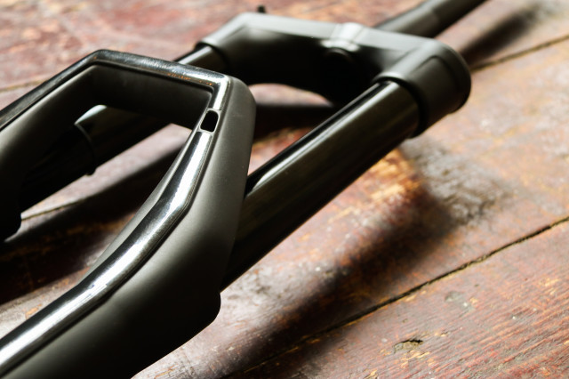 DT Swiss F535 One fork first look-5.jpg