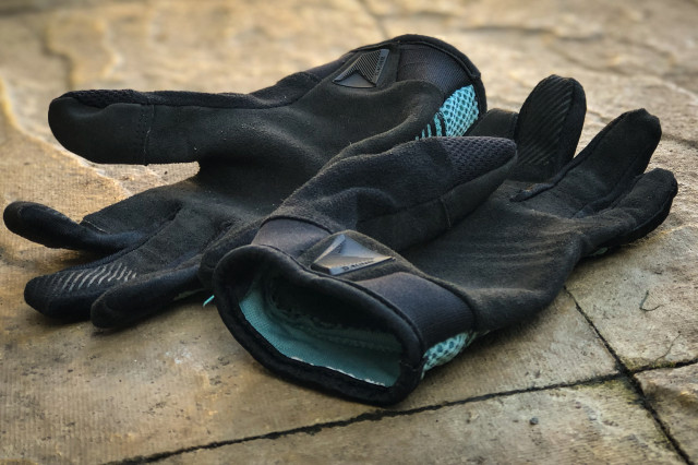 Dakine Covert Gloves Women-4.jpg