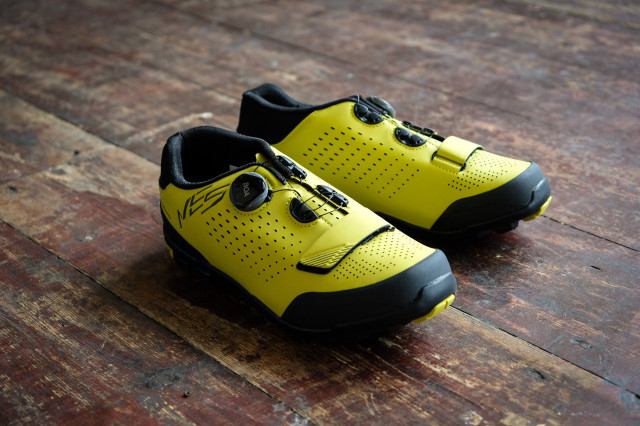 cool things Shimano ME5 shoes-4.jpg