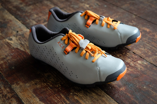 cool things shimano XC5 shoes-5.jpg