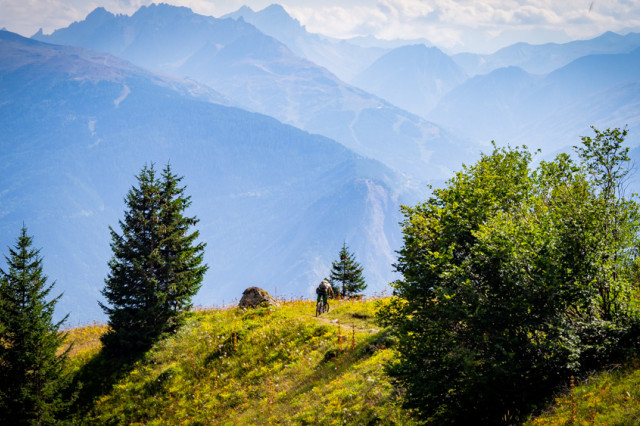 Dropping into Maurienne.jpg
