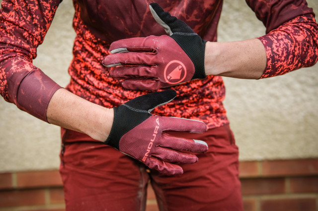 Endura Singletrack gloves-11.jpg