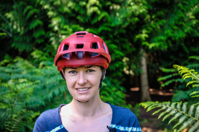 Endura Singletrack helmet-2.jpg