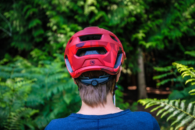 Endura Singletrack helmet-4.jpg