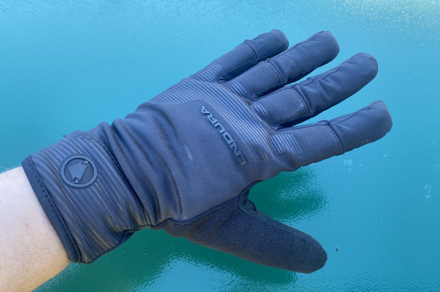 Endura_MT500_Freezing_Point_gloves_2.jpg