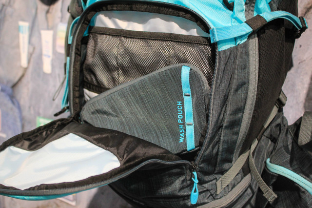 Evoc hydration pack-3.jpg