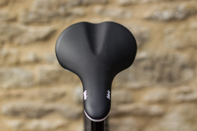 Fabric Womens Scoop Saddle